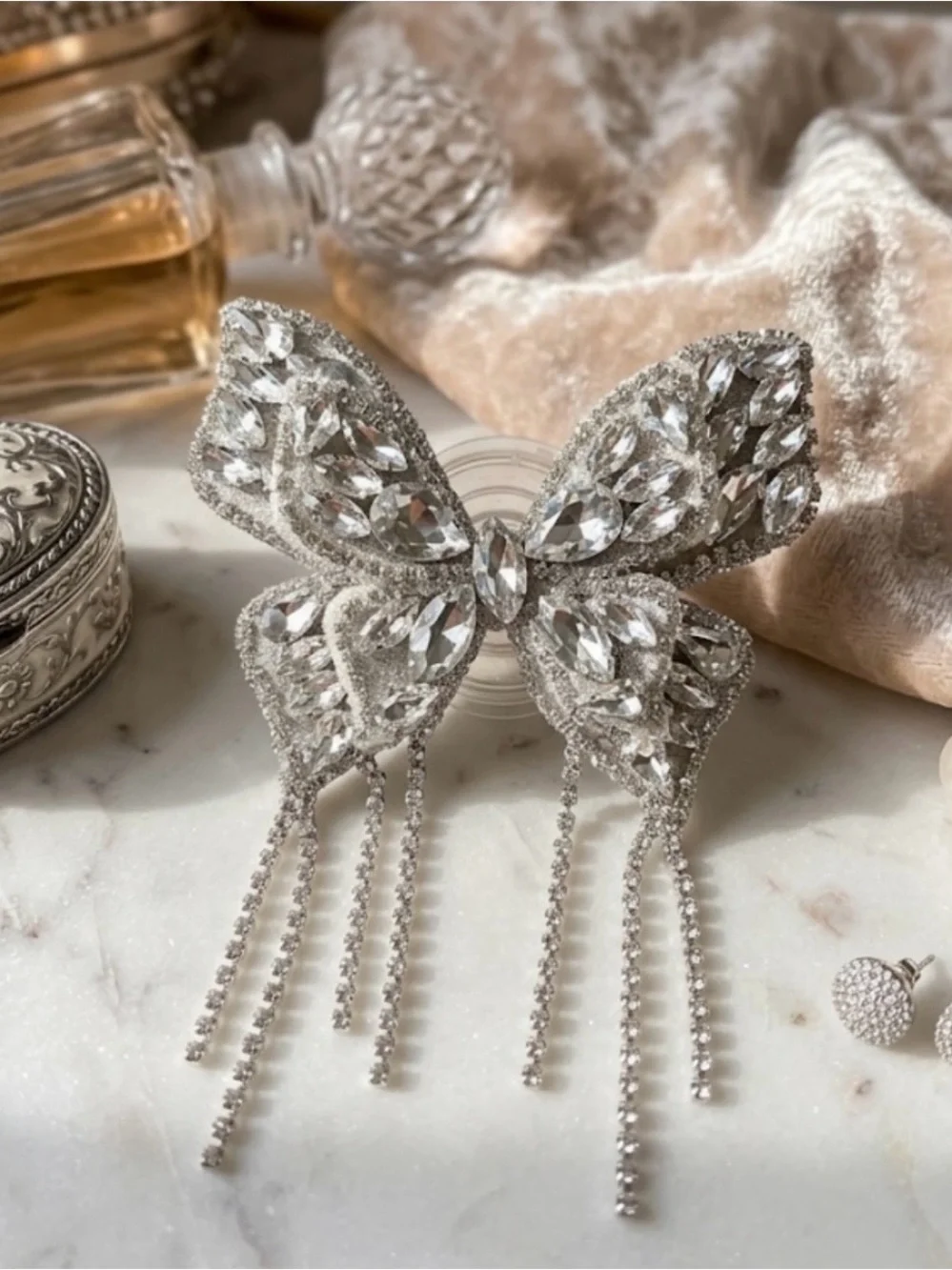 🦋 Crystal Embellished Pop Grip Butterfly Phone Holder 🦋